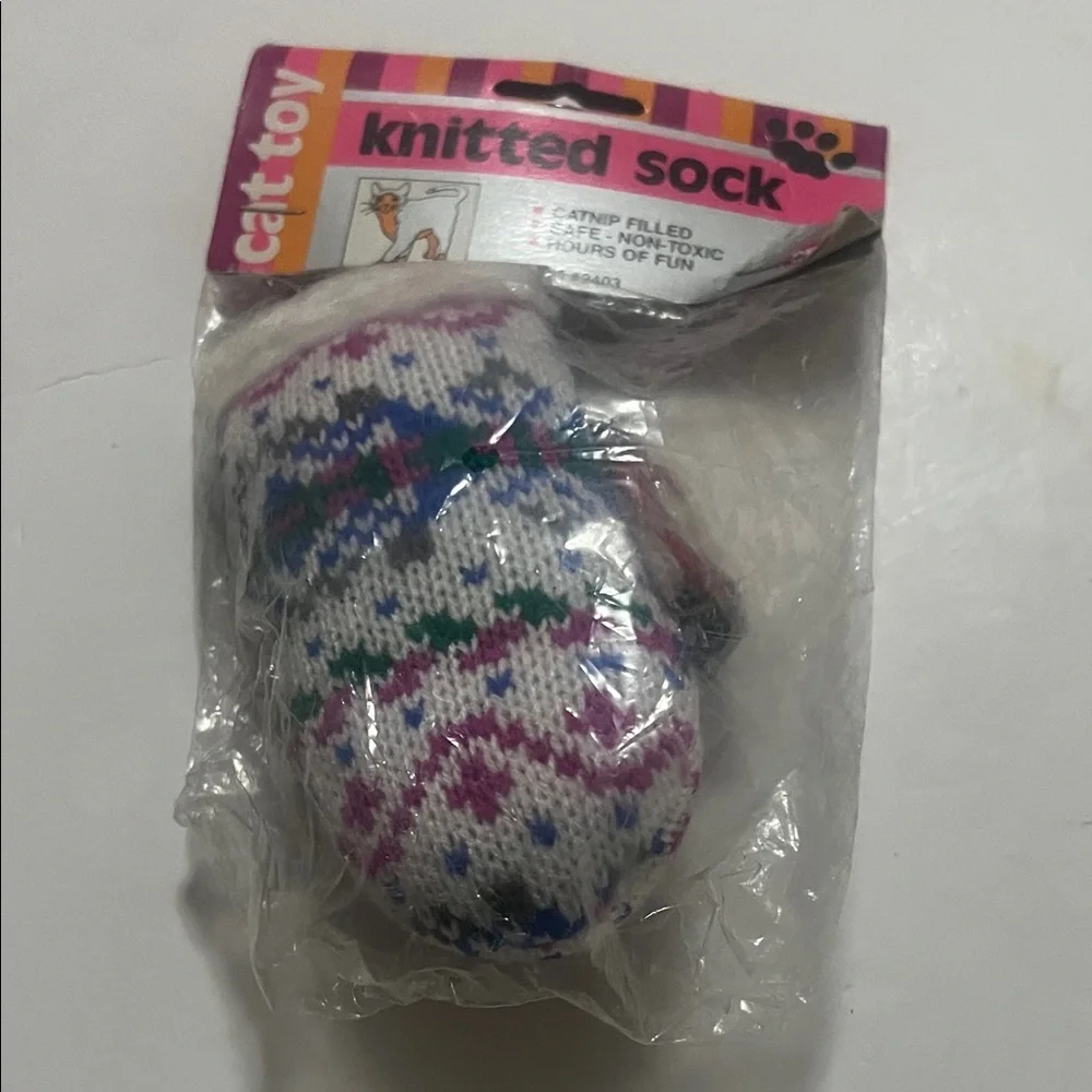 CAT TOY‎ KNITTED SOCK DURABLE LONG LASTING PLAYTIME STOCKING STUFFER